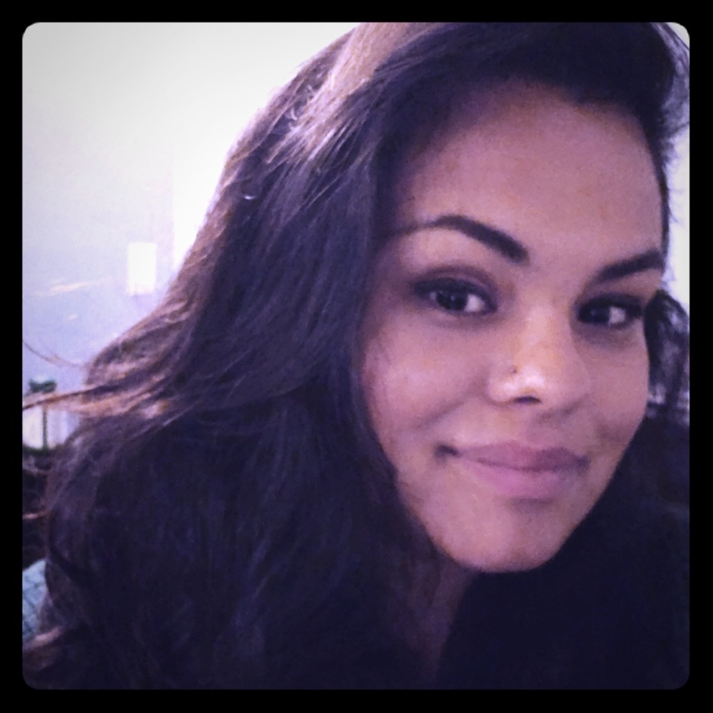 Meet your Posher, Carla